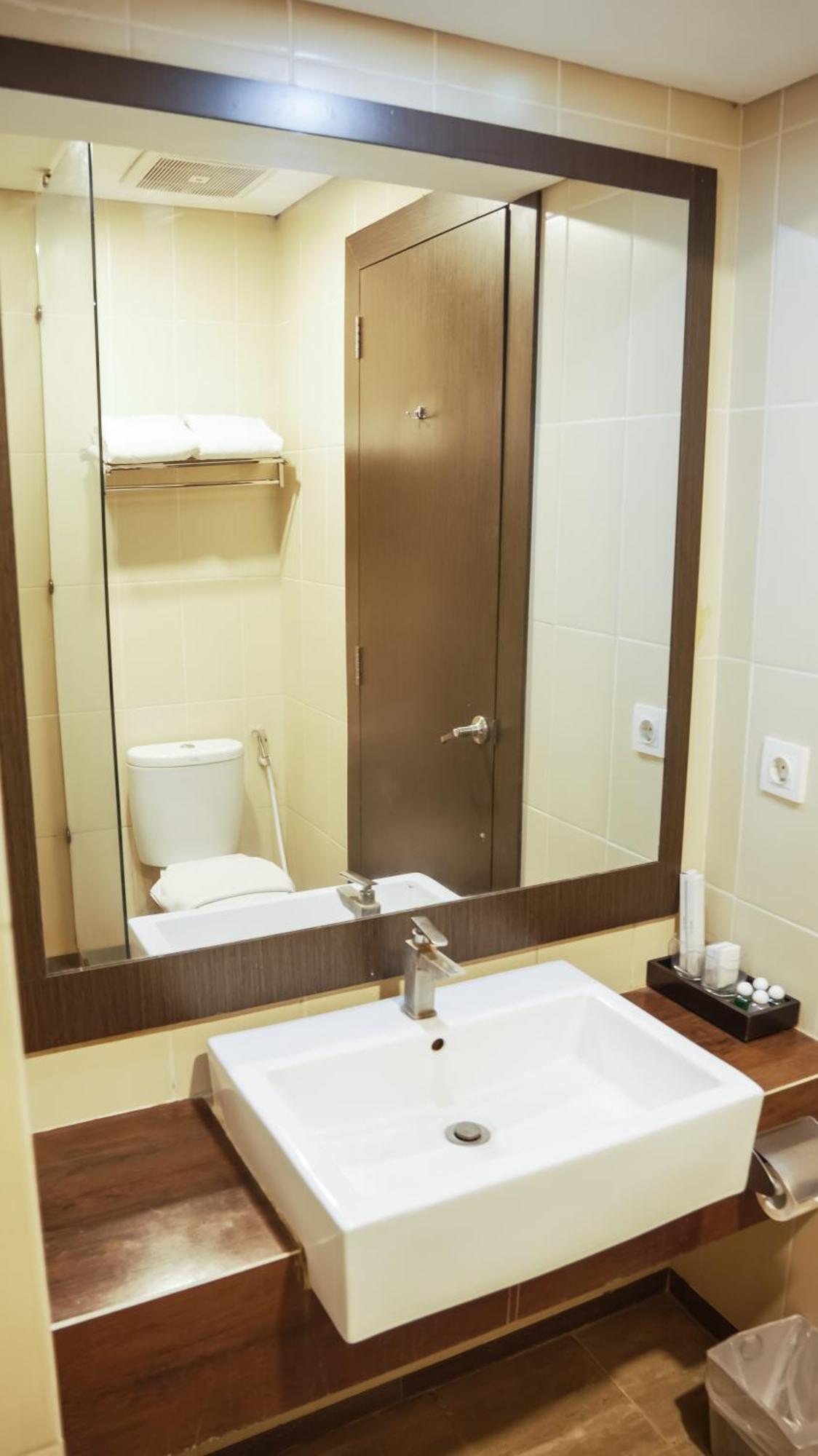 Tasneem Hotel Malioboro Yogyakarta Eksteriør billede